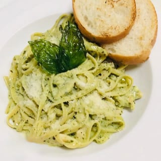 Creamy Pesto Pasta