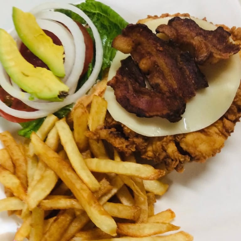 Delicious Chicken Sandwiches: American, Mexican, and More