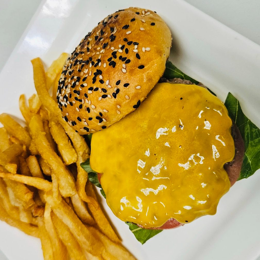 Classic Cheeseburger.