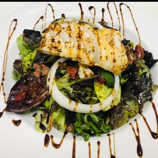 Black and Bleu Salad